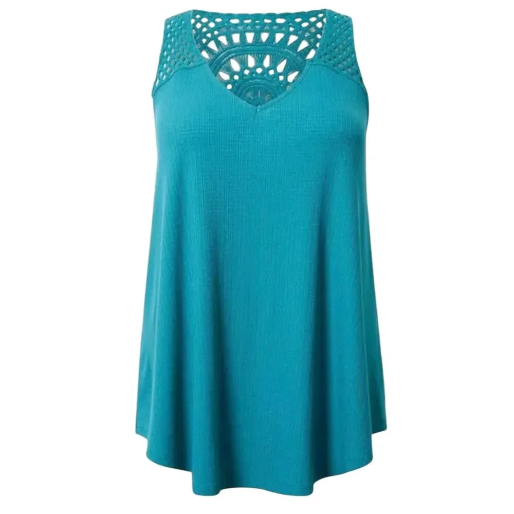 Torrid Textured Jersey V-Neck Crochet Swing Tank Top Biscay Bay Blue Size 2 NWT - Picture 3 of 10